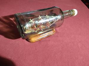 lot 287 image: Ship in a Bottle