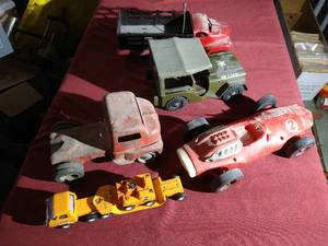 lot 308 image: Vintage CarTruck Lot