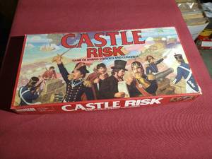 lot 314 image: Vintage 1986 Castle Risk Board Game