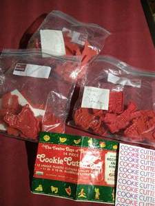 lot 316 image: Vintage 1978 12 Days of Christmas Cookie Cutters