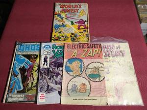lot 318 image: (5) Vintage Comics
