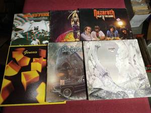 lot 330 image: (6) Vintage LP Records