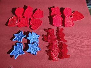 lot 388 image: Vintage Disney Cookie Cutters