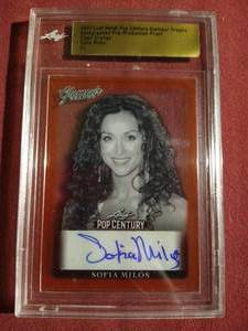 lot 418 image: 2022 Leaf Sofia Milos Autographed 11 Card