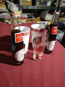 lot 421 image: Coca-Cola Lot