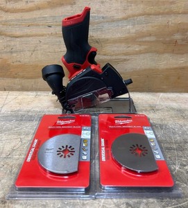 lot 23 image: Milwaukee 2522-20 3 Blade Diameter, 20,000 No Load RPM, 38 or 716 Arbor Compact Cut Off Tool Msrp $149.99