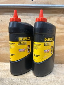 lot 125 image: DeWalt Red Chalk 2.5 LB lot of 2
