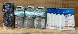 lot 164 image: Scents and Sanitizing Wipes lot of 9