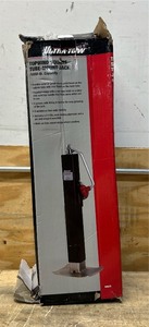 lot 170 image: Ultra-Tow Tube Mount Weld-On Jack