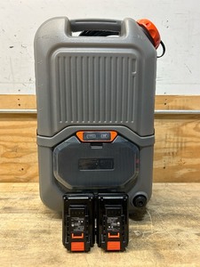 lot 183 image: Cordless Powerless Preasure Washer