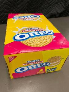lot 83 image: ID 3 - Oreo Golden Double Stuf King Size Cookie Packs, 10 Pack (Best by May 2025)
