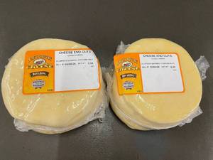 lot 144 image: North Country Cheese End Cuts - Gouda, 2 Packs, Approx 1.5Lbs  Sell By 100626