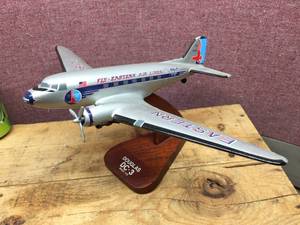 lot 115 image: Nifty Wooden Douglas DC-3 Eastern Airlines Desktop Model by Daron