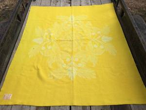 lot 126 image: Nifty Vintage - Orr Health - All Wool Blanket 76 x 88