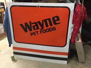 lot 157 image: Large Vintage - Wayne Pet Foods - Aluminum Sign 48 x 48