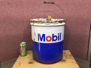 lot 166 image: Vintage 5 Gallon - Mobil - Oil Can