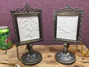 lot 177 image: 2 Small The Porcelain Garden Lithophane Victorian Style Lamps - Neat