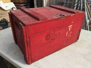 lot 178 image: Historic 1933 LaCrosse Beer - Post Prohibition Wooden Crate