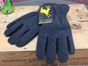 lot 243 image: North American Trading - Mens XL Deerskin Gloves - Heatlock