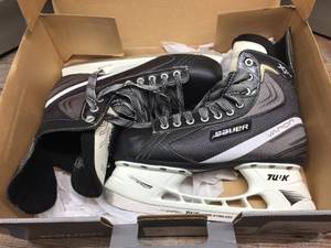 lot 277 image: Bauer Vapor 3.0 LE Womens Sz 10 Hockey Skates - Nice