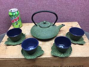 lot 286 image: Cast IronEnamel - Bamboo Tea Set
