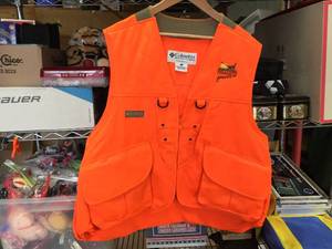 lot 292 image: Columbia - Pheasants Forever - Orange Hunting Vest - XL