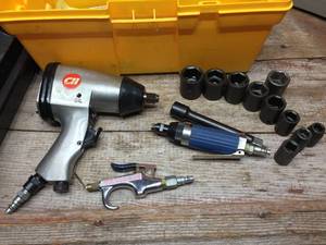 lot 320 image: Group Air Tools & AccessoriesImpact Sockets