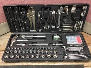 lot 322 image: Multi-Piece Tool Set - Like New