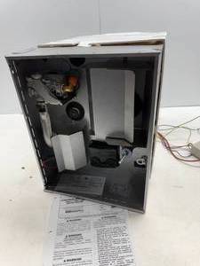 lot 32 image: SUBURBAN RV WATER HEATER