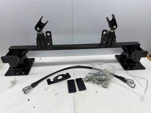 lot 39 image: DEMCO TOWING BASEPLATE