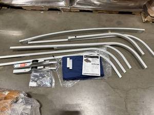 lot 62 image: LIPPERT BIMINI PONTOON TOP