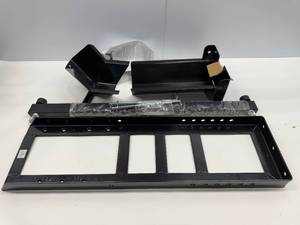 lot 68 image: EXTREME MAX MOTORCYCLE CHOCK STAND