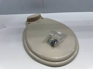 lot 92 image: DOMETIC TOILET SEAT