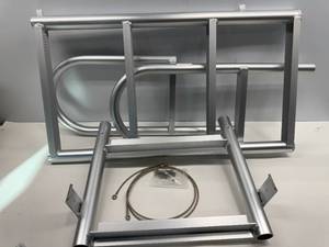 lot 110 image: EXTREME MAX DOCK LADDER