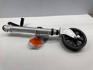 lot 131 image: FULTON MARINE TRAILER JACK