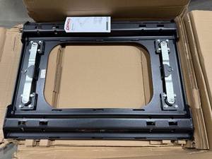 lot 152 image: DEMCO 5TH WHEEL PREP BRACKET  RAIL ADAPTER