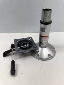 lot 156 image: SPRINGFIELD PEDESTAL