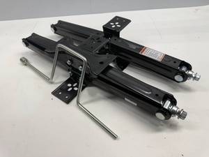 lot 191 image: QUICK PRODUCTS STABALIZING JACKS