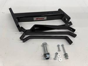 lot 192 image: EXTREME MAX LAWN TRACTOR HITCH