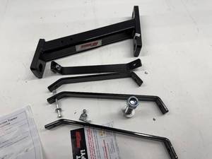 lot 275 image: EXTREME MAX GARDEN HITCH