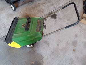 lot 4 image: John Deere 20-Inch Single-Stage Snow Thrower 3HP 2-Cycle
