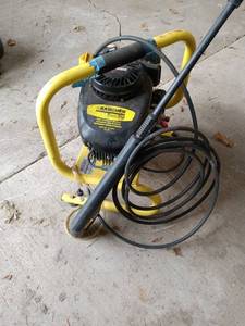 lot 19 image: Karcher 2000 PSI Gas Powered High Pressure Washer