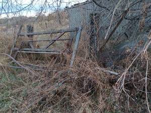 lot 30 image: Collection of Scrap Metal Fence Gates and Posts