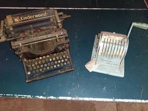 lot 53 image: Underwood Typewriter and Paymaster Series X Check Writer