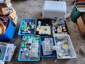 lot 114 image: Large Lot of Electrical Supplies and Outdoor Light Fixtures