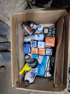lot 139 image: Box of Assorted Automotive Fluids, Filters, and Accessories