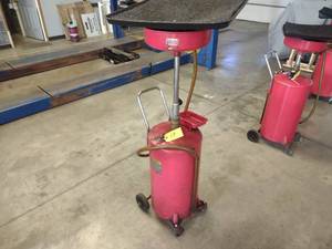 lot 17 image: Oil Drain Cart with Air Evacuator...