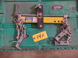 lot 14A image: Goodyear Adjustable Load Leveler...