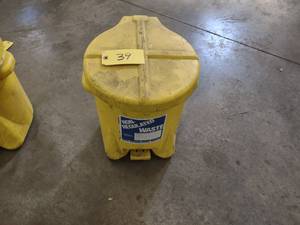 lot 39 image: Oily Rag Can...