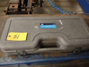 lot 51 image: OTC 6688 GM 6 Cyl. Cam Tool...